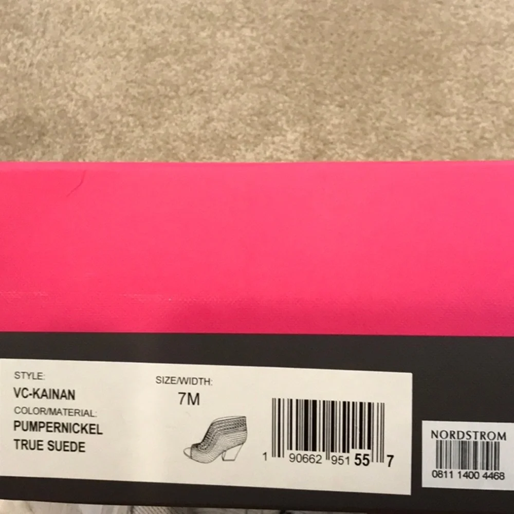 Vince Camuto heels - Picture 5 of 5